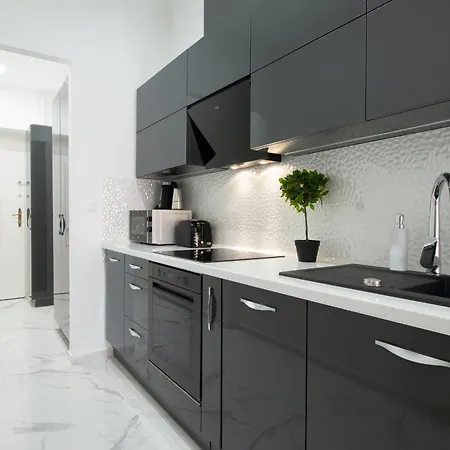 Sas Imperial Flat Basilika View Free Parking Upon Reservation Apartment *