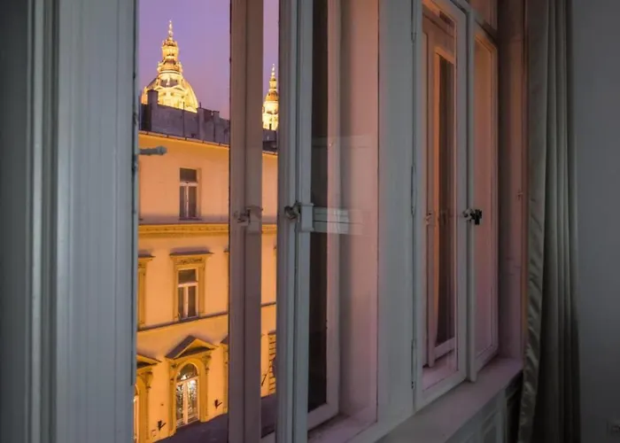 Sas Imperial Flat Basilika View Free Parking Upon Reservation Apartment