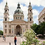Sas Imperial Flat Basilika View Free Parking Upon Reservation Apartamento Budapest
