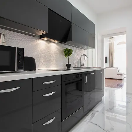 Apartament Sas Imperial Flat Basilika View Free Parking Upon Reservation *